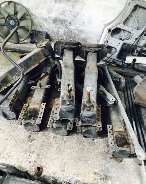 Picioare semiremorca - هيكل السيارة الخارجية - مقطورة: صورة 3 Picioare semiremorca - هيكل السيارة الخارجية - مقطورة: صورة 3