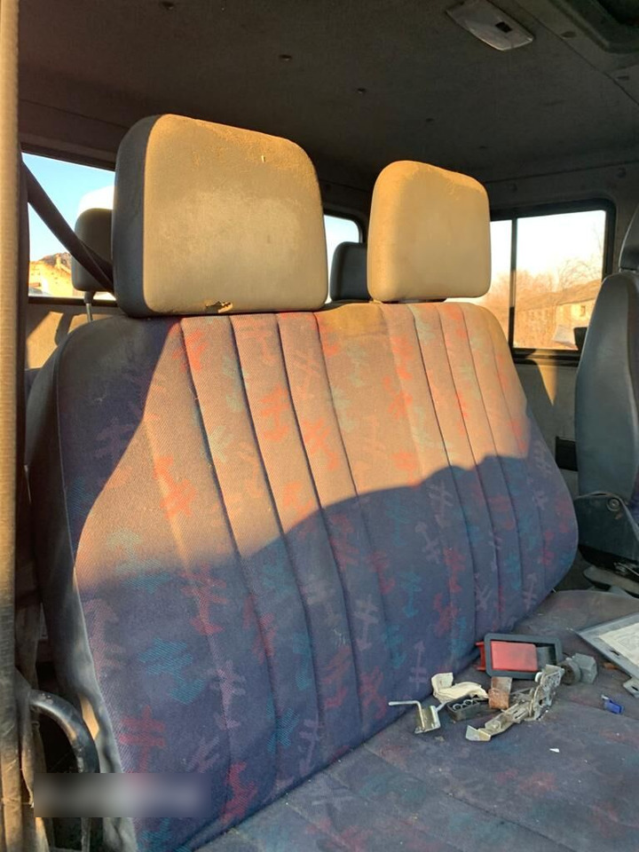 Piese din dezmembrari Mercedes Benz Vario 612 614 615 812 814 815 Mercedes-Benz Vario - قطع الغيار - شاحنة: صورة 3 Piese din dezmembrari Mercedes Benz Vario 612 614 615 812 814 815 Mercedes-Benz Vario - قطع الغيار - شاحنة: صورة 3