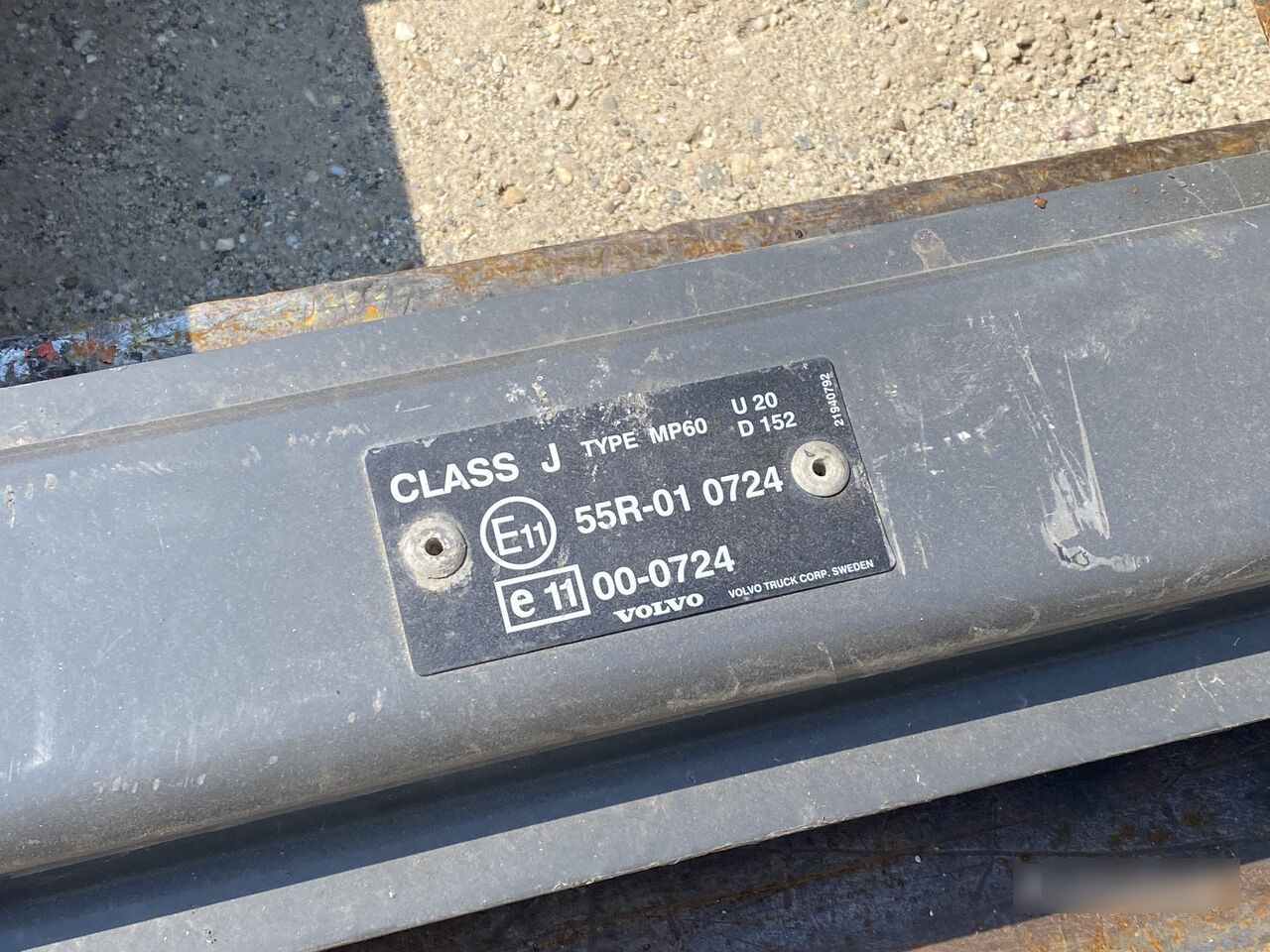 Volvo 26 cm - original Type MP60 55R-01 0724 : code 00-0724 - inaltato truck - قارنة التوصيل السريعة - شاحنة: صورة 4 Volvo 26 cm - original Type MP60 55R-01 0724 : code 00-0724 - inaltato truck - قارنة التوصيل السريعة - شاحنة: صورة 4