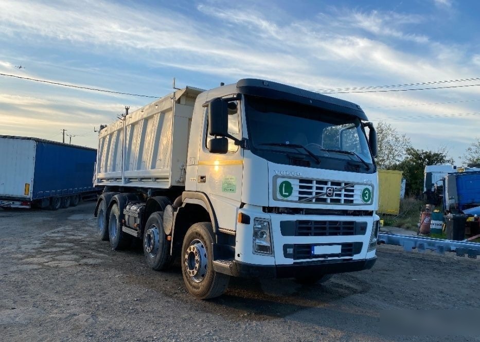 Volvo FM 9 TRAKKER 8x4 - PIESE DIN DEZMEMBRARI - مبادل - شاحنة: صورة 1 Volvo FM 9 TRAKKER 8x4 - PIESE DIN DEZMEMBRARI - مبادل - شاحنة: صورة 1