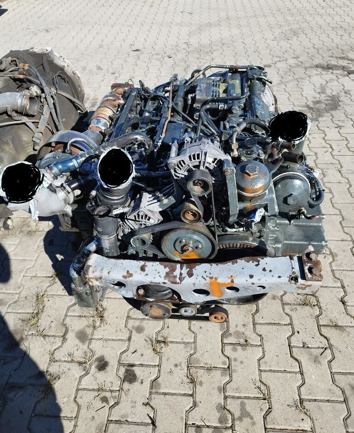 MAN D2066 LUH12 MAN BUS: Neoplan, Lions City, Lionґs Regio, Lions Coach - محرك - حافلة: صورة 4 MAN D2066 LUH12 MAN BUS: Neoplan, Lions City, Lionґs Regio, Lions Coach - محرك - حافلة: صورة 4