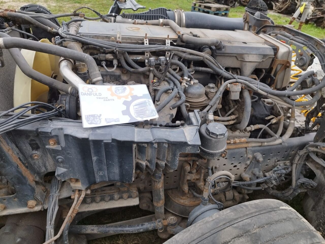 Mercedes-Benz Actros truck - إطار هيكلي/ إطار معدني - شاحنة: صورة 2 Mercedes-Benz Actros truck - إطار هيكلي/ إطار معدني - شاحنة: صورة 2