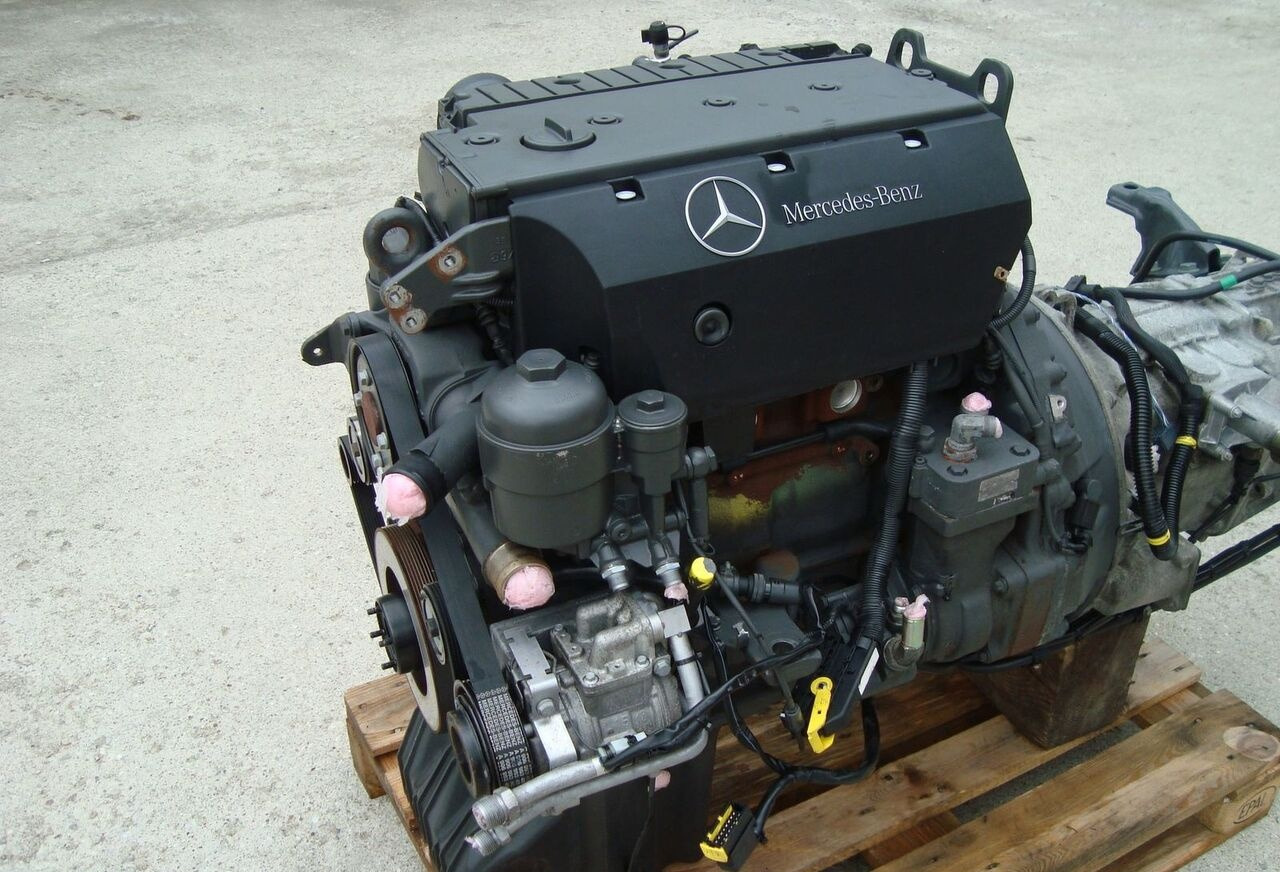 Mercedes-Benz OM924 Mercedes-Benz Atego - محرك - شاحنة: صورة 1 Mercedes-Benz OM924 Mercedes-Benz Atego - محرك - شاحنة: صورة 1