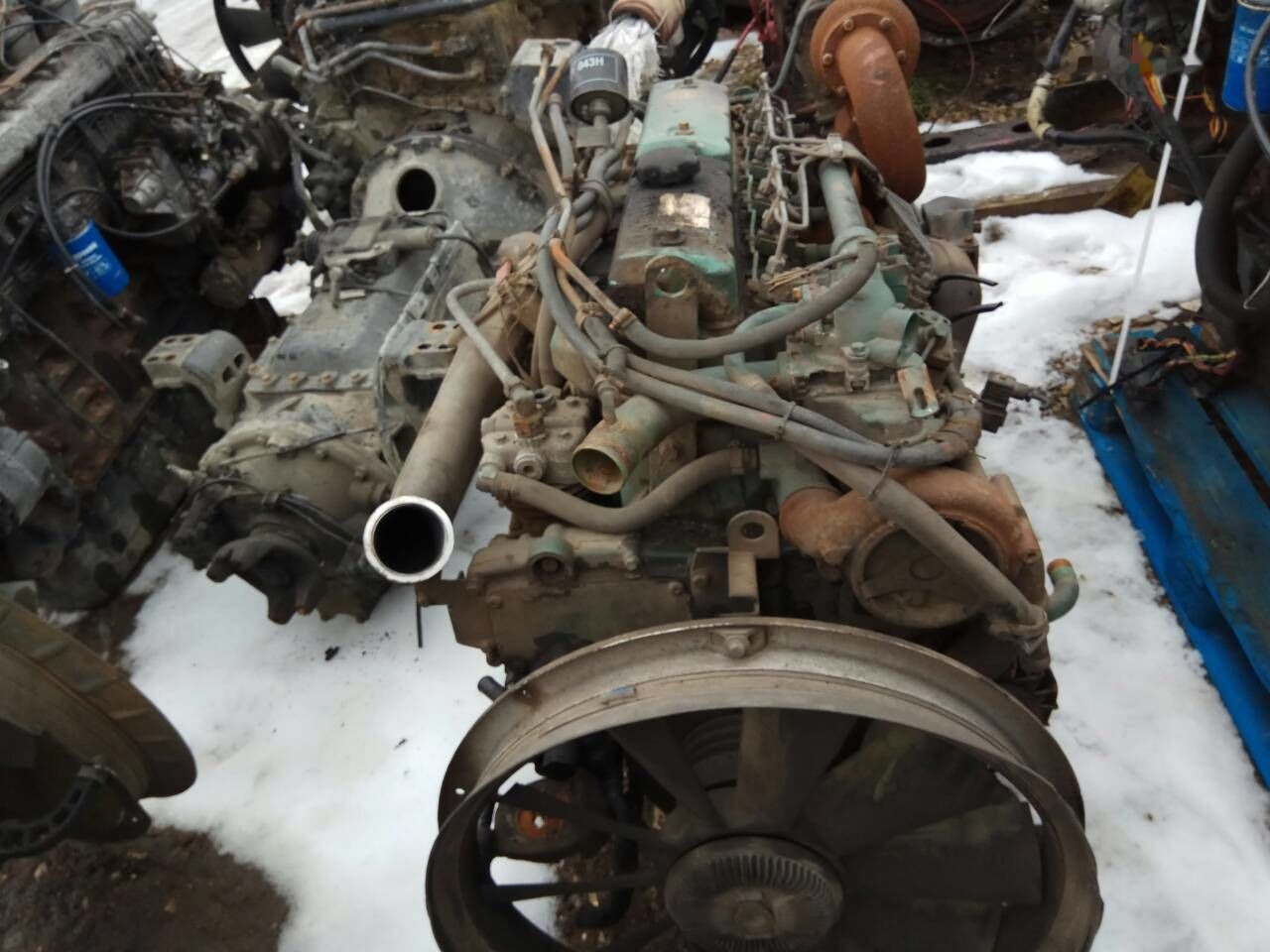 Volvo TD 63 E Volvo FL - محرك - شاحنة: صورة 1 Volvo TD 63 E Volvo FL - محرك - شاحنة: صورة 1