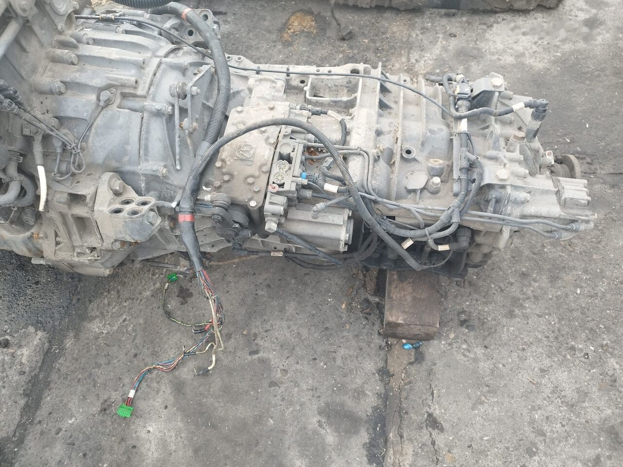 ZF truck - صندوق التروس - شاحنة: صورة 3 ZF truck - صندوق التروس - شاحنة: صورة 3