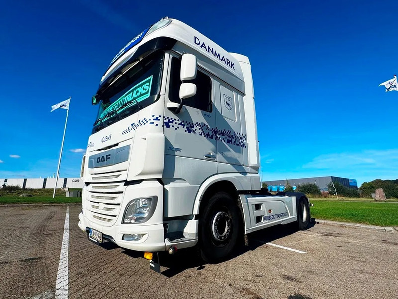 DAF XF 530 god tractor unit - رأس تريلا: صورة 2 DAF XF 530 god tractor unit - رأس تريلا: صورة 2