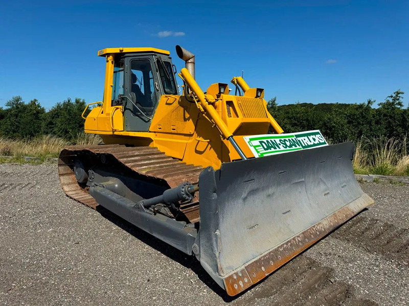 Komatsu D65PX-12 - بلدوزر: صورة 1 Komatsu D65PX-12 - بلدوزر: صورة 1