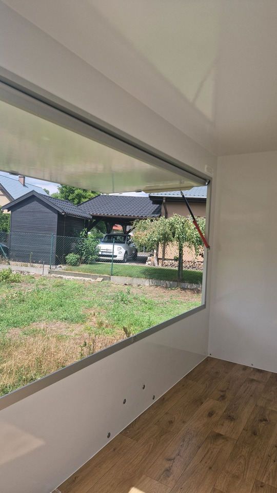 Handlowa Gastronomiczna FoodTruck Imbiss Bar przyczepa - بيع مقطورة: صورة 5 Handlowa Gastronomiczna FoodTruck Imbiss Bar przyczepa - بيع مقطورة: صورة 5