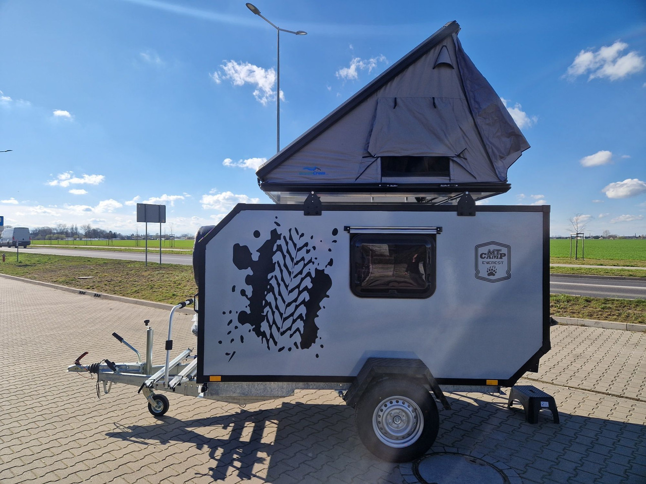 NOWA Przyczepa Wyprawowa Turystyczna Off-ROAD Everest MT-CAMP 2025 - كرفان سحب: صورة 2 NOWA Przyczepa Wyprawowa Turystyczna Off-ROAD Everest MT-CAMP 2025 - كرفان سحب: صورة 2