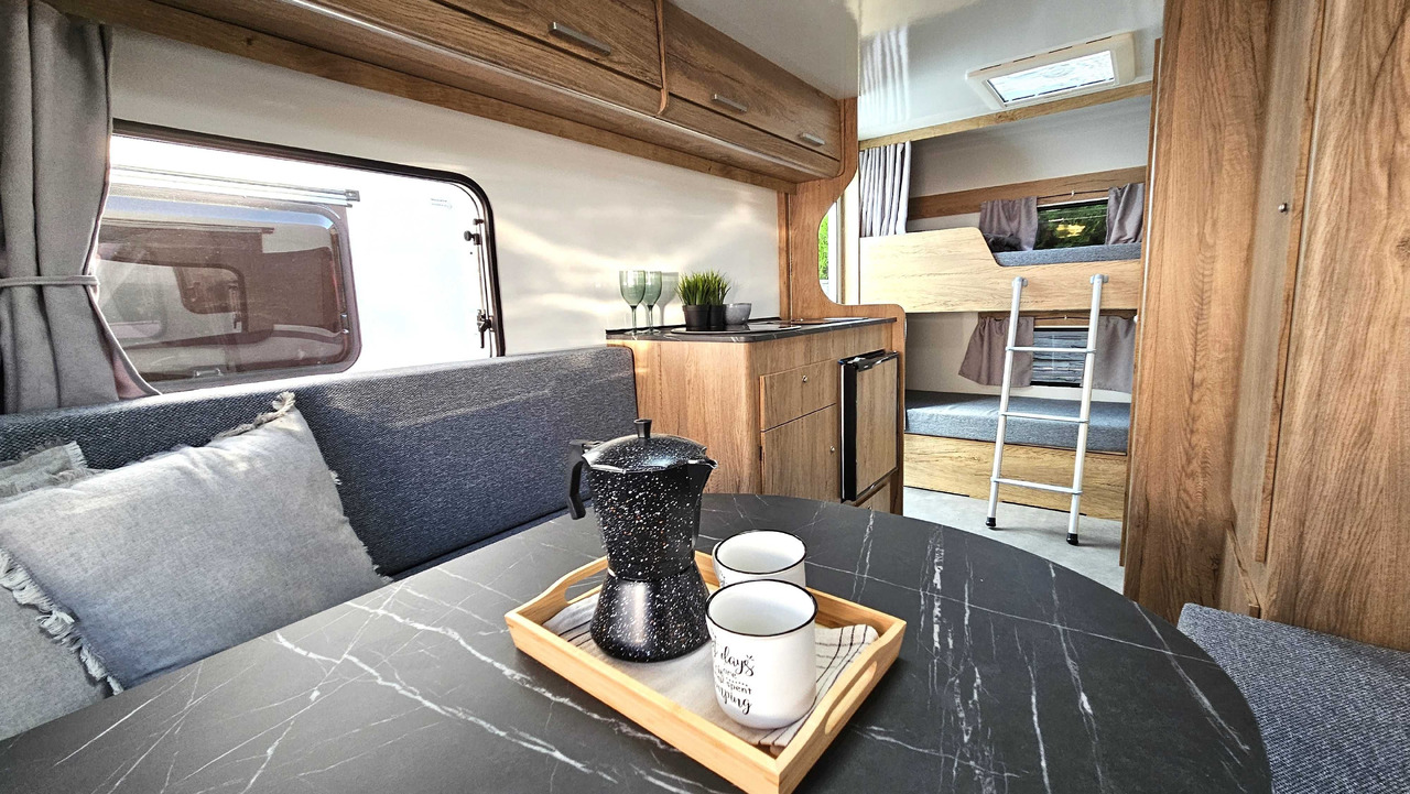 Nowy 2025 N-LAZUR Niewiadów dla 4os. - كرفان سحب: صورة 3 Nowy 2025 N-LAZUR Niewiadów dla 4os. - كرفان سحب: صورة 3