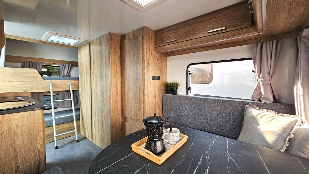 Nowy 2025 N-LAZUR Niewiadów dla 4os. - كرفان سحب: صورة 4 Nowy 2025 N-LAZUR Niewiadów dla 4os. - كرفان سحب: صورة 4