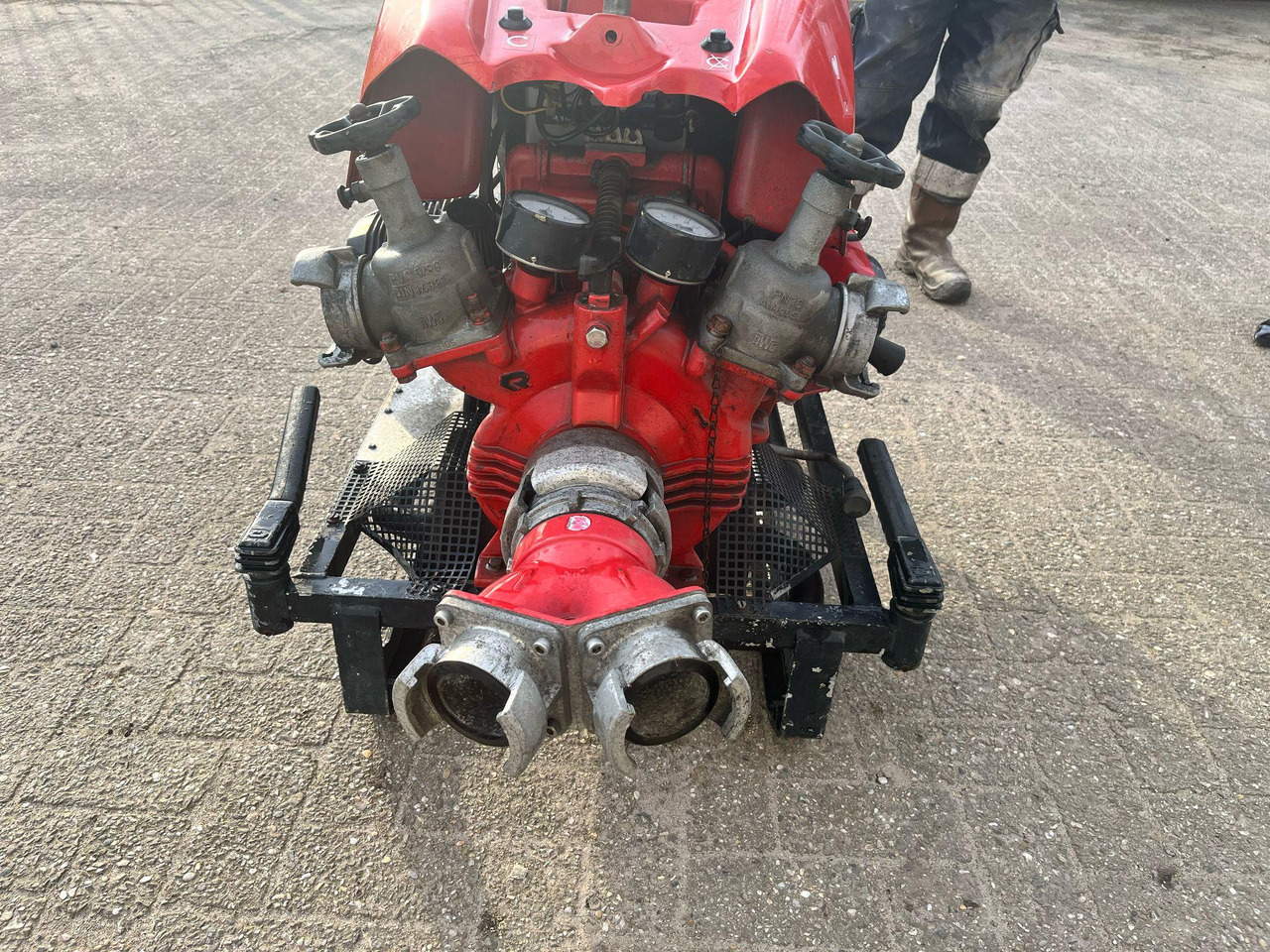 Rosenbauer FP 8/8 - مضخة مياه: صورة 5 Rosenbauer FP 8/8 - مضخة مياه: صورة 5