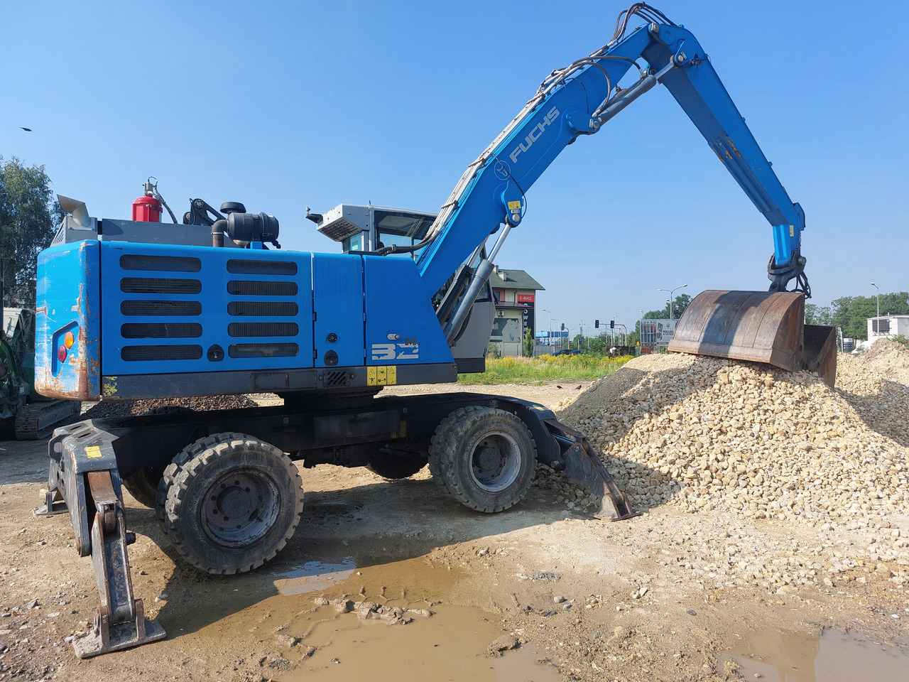 FUCHS MHL320 - آلة التعامل مع النفايات: صورة 3 FUCHS MHL320 - آلة التعامل مع النفايات: صورة 3