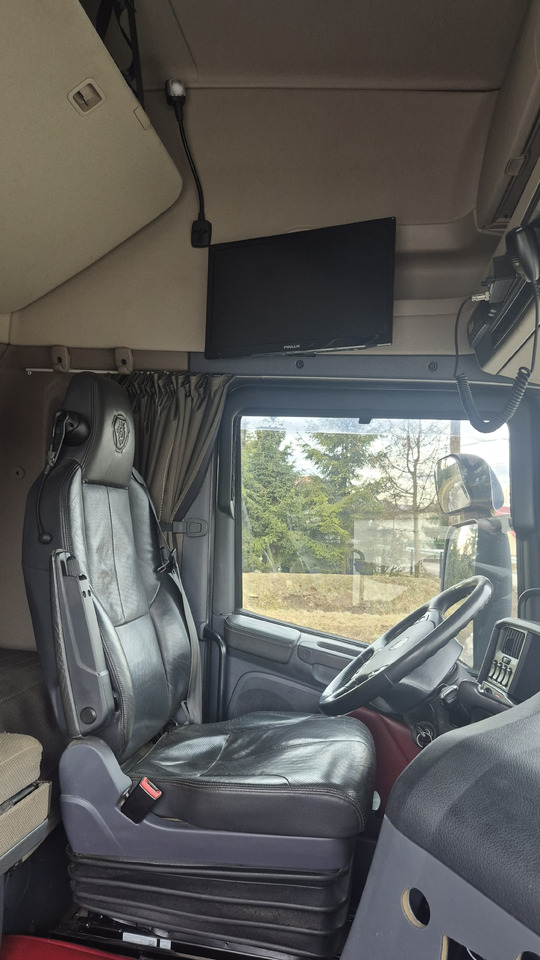 رأس تريلا SCANIA R730: صورة 15