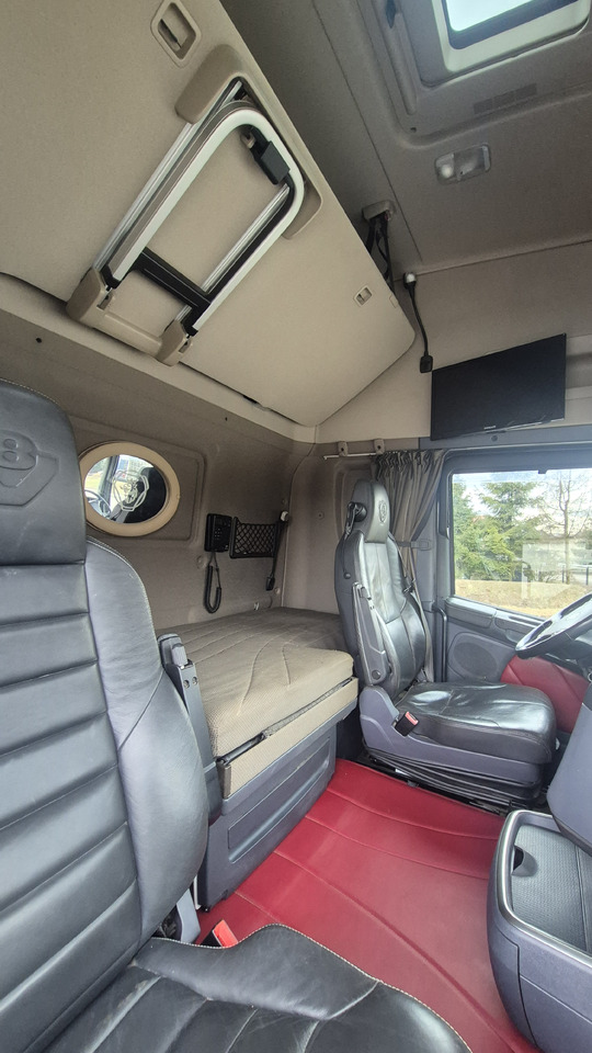 رأس تريلا SCANIA R730: صورة 16