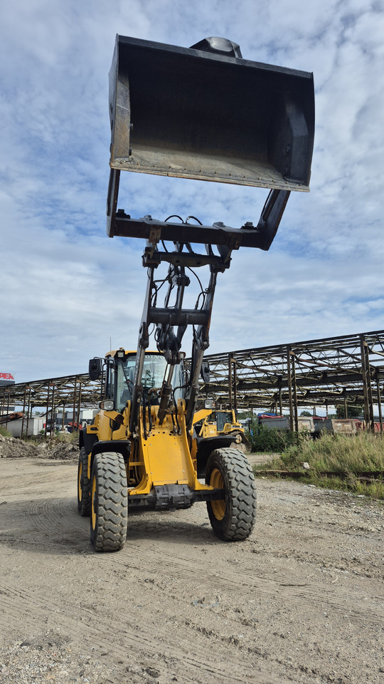 اللودر بعجل VOLVO L45H: صورة 19