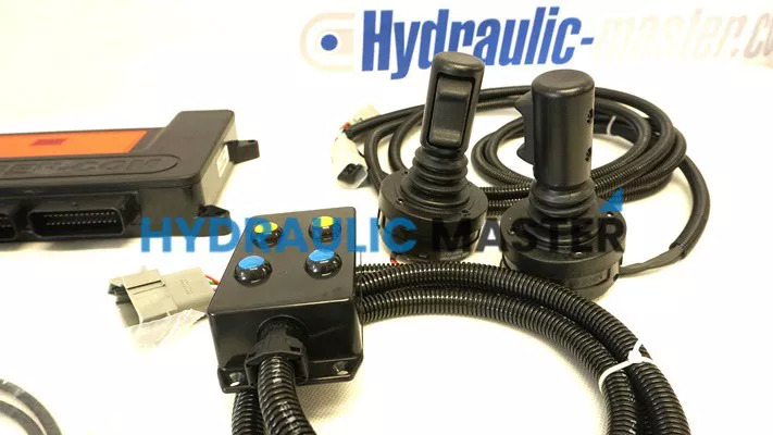 Mini joystick Otto set with STU i + 6 Proportional Double Way + 2x On/Off Forres - معدات الغابات: صورة 2 Mini joystick Otto set with STU i + 6 Proportional Double Way + 2x On/Off Forres - معدات الغابات: صورة 2