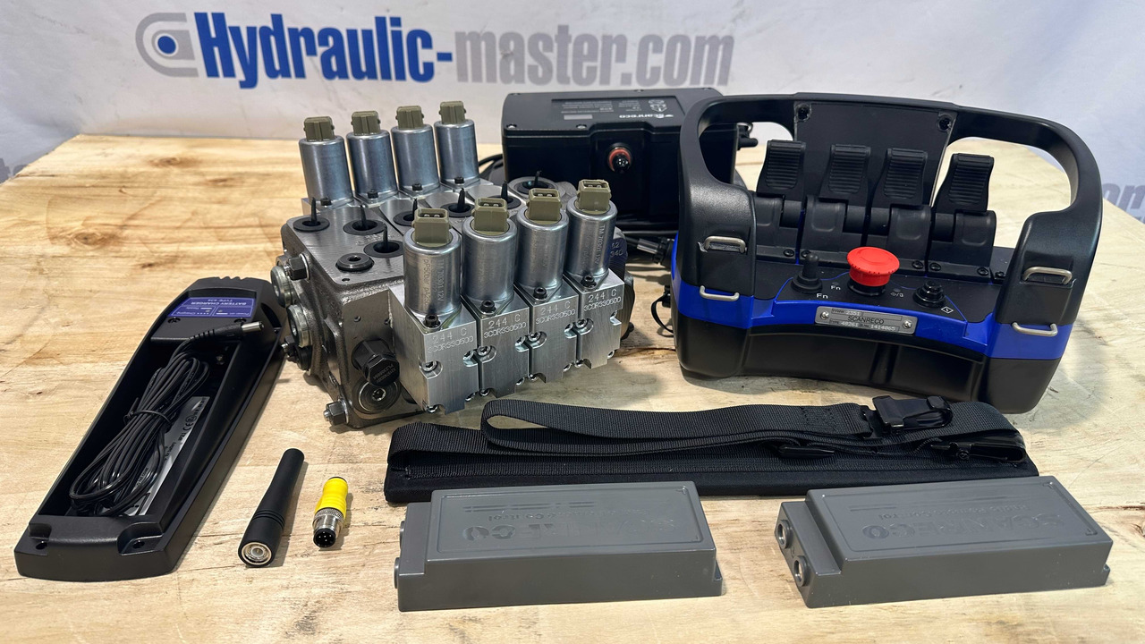Set Scanreco G4 with Walvoil DPX050 Rayco, Bobcat, Carlton - آلة تفتيت بقايا الأشجار: صورة 1 Set Scanreco G4 with Walvoil DPX050 Rayco, Bobcat, Carlton - آلة تفتيت بقايا الأشجار: صورة 1