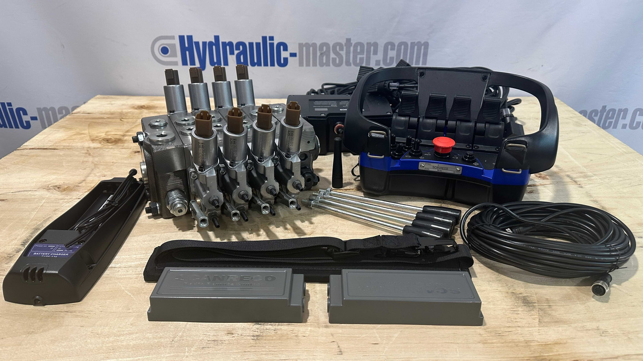 Set Scanreco RC400 with Walvoil DPX100 Liebherr, PM Group, Effer, Hiab - آلة تفتيت بقايا الأشجار: صورة 1 Set Scanreco RC400 with Walvoil DPX100 Liebherr, PM Group, Effer, Hiab - آلة تفتيت بقايا الأشجار: صورة 1