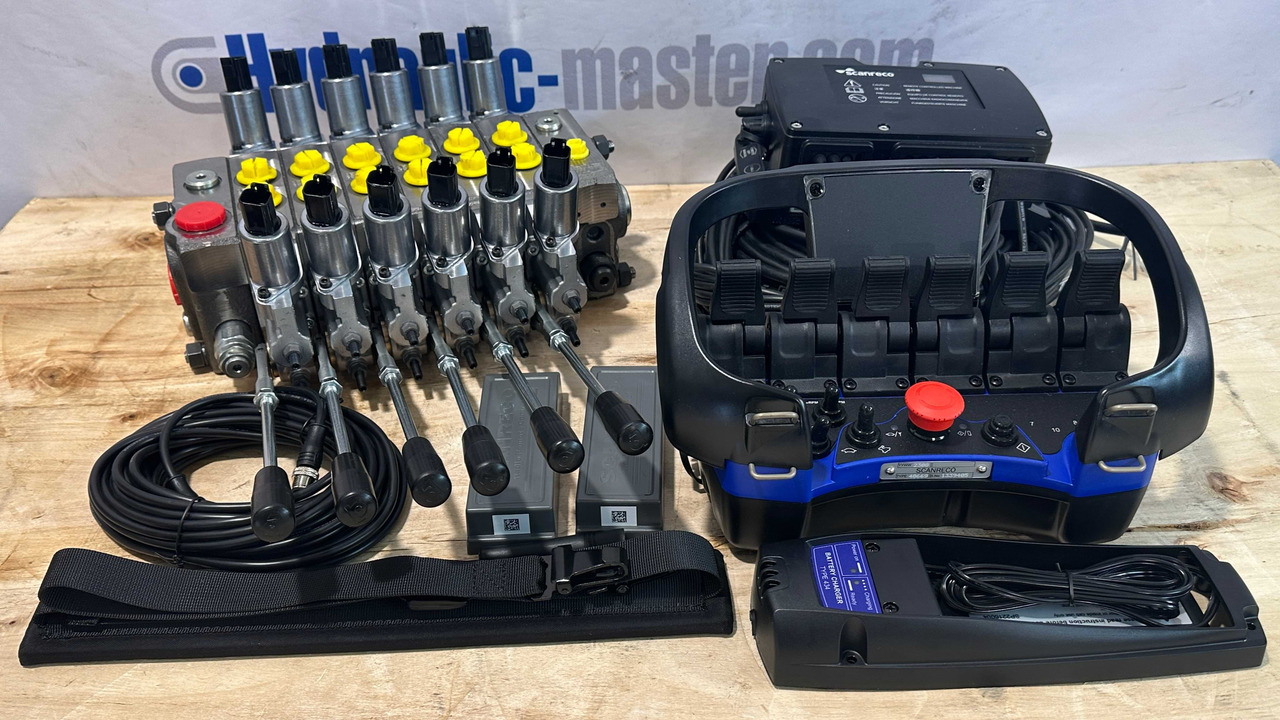 Set Scanreco RC400 with Walvoil DPX100 Manitex, Palfinger, Atlas, Cormach - مقطورة الغابات: صورة 1 Set Scanreco RC400 with Walvoil DPX100 Manitex, Palfinger, Atlas, Cormach - مقطورة الغابات: صورة 1
