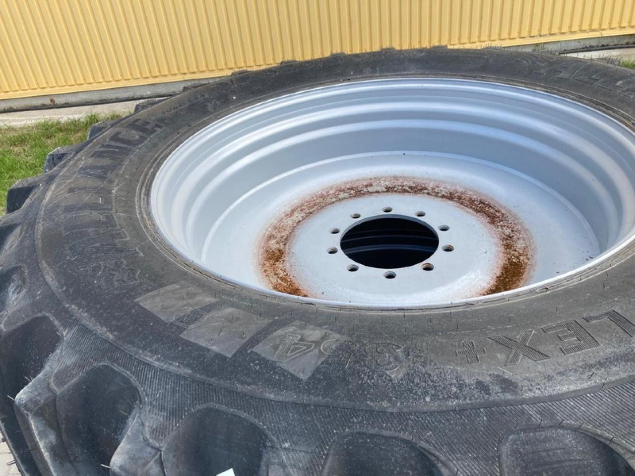 Alliance 520/85R46 PASSEND ZU LEEB 8 GS - إطارات: صورة 3 Alliance 520/85R46 PASSEND ZU LEEB 8 GS - إطارات: صورة 3