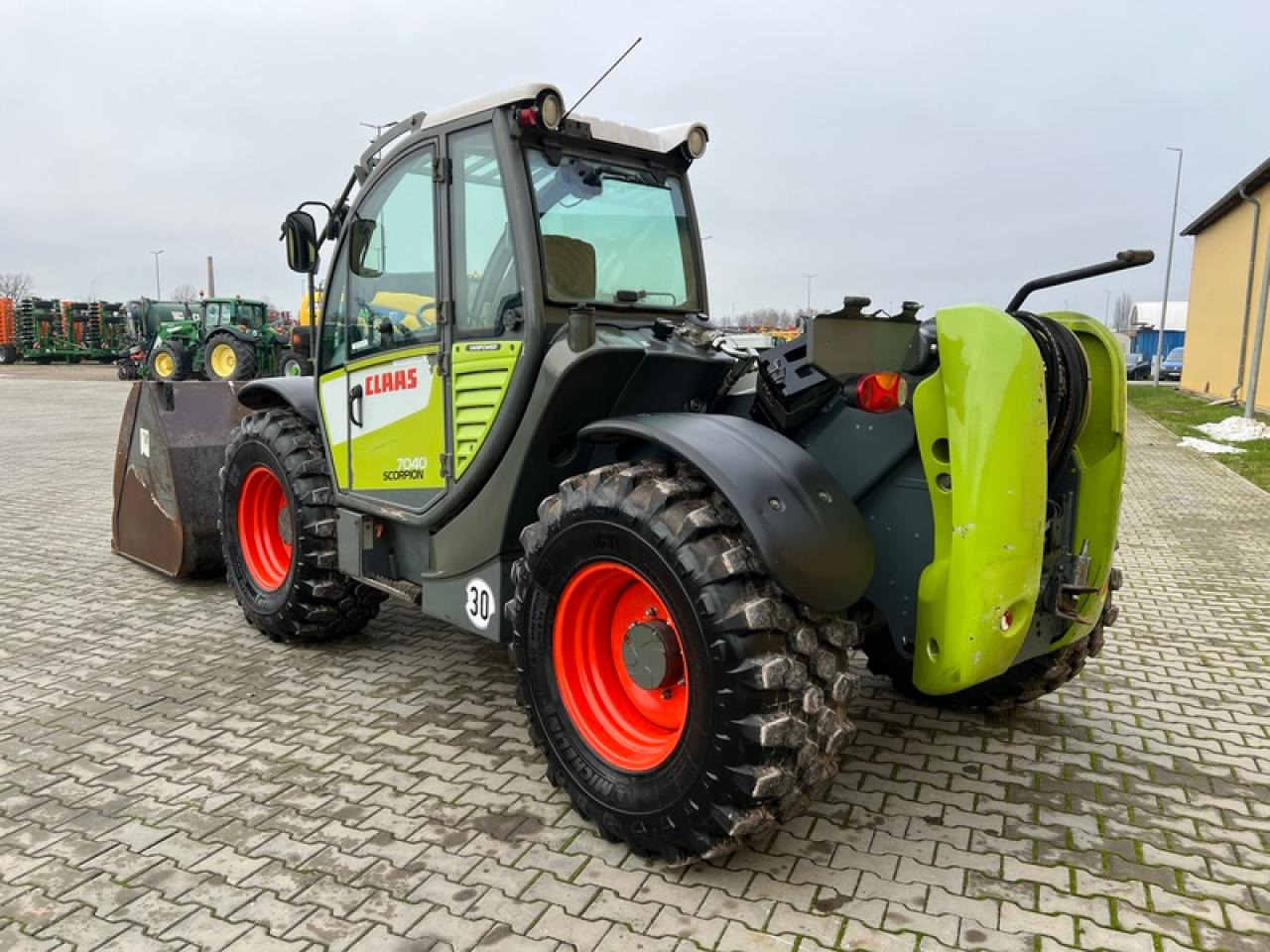 CLAAS SCORPION 7040 - آلة رفع ونقل تلسكوبية: صورة 2 CLAAS SCORPION 7040 - آلة رفع ونقل تلسكوبية: صورة 2