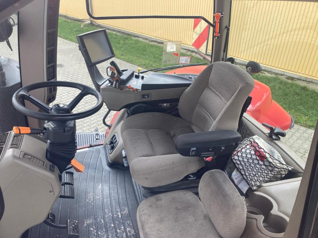 جرار Case-IH MAGNUM 340 CVX ROWTRAC: صورة 8 جرار Case-IH MAGNUM 340 CVX ROWTRAC: صورة 8