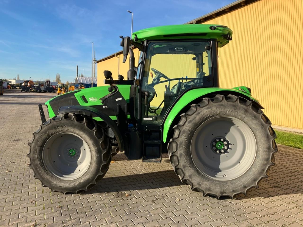 Deutz-Fahr 5120 GS - جرار: صورة 2 Deutz-Fahr 5120 GS - جرار: صورة 2