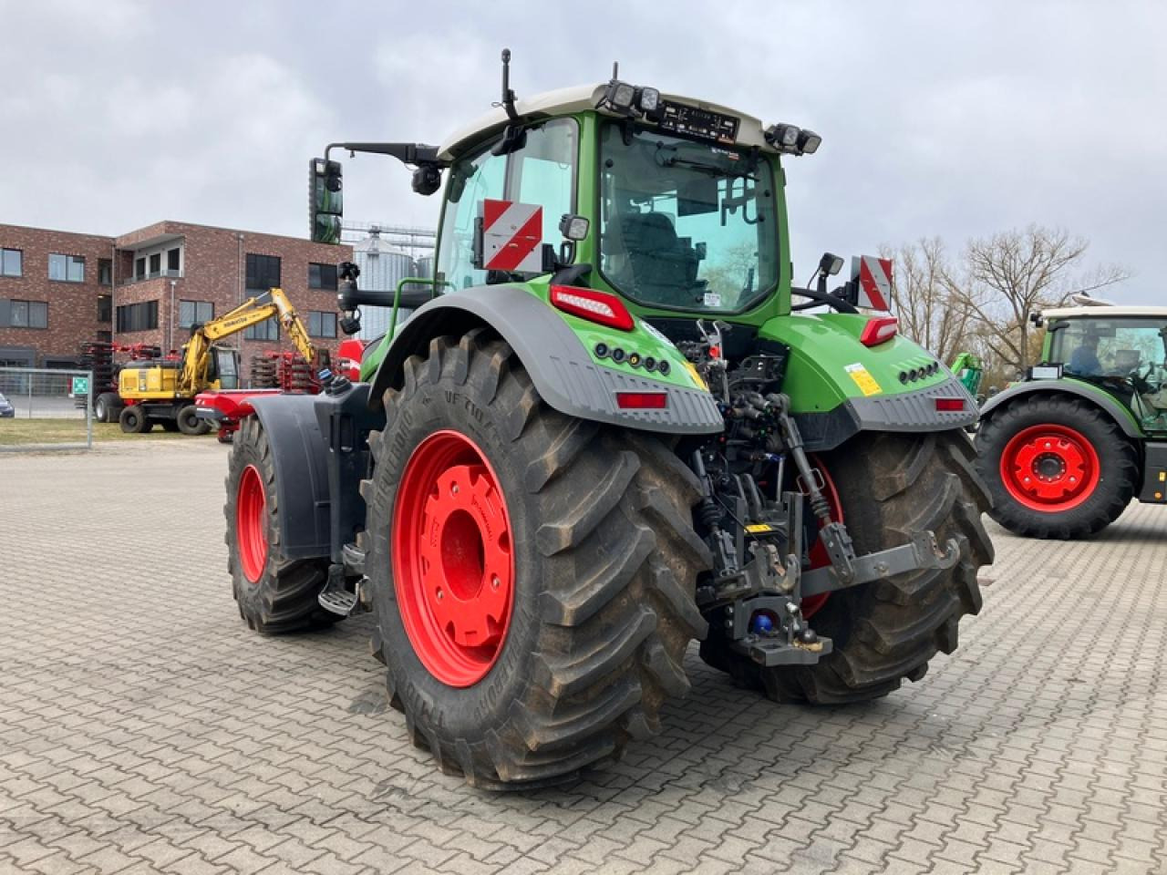 Fendt VARIO 728 GEN 7//RTK//VARIO GRIP - جرار: صورة 3 Fendt VARIO 728 GEN 7//RTK//VARIO GRIP - جرار: صورة 3