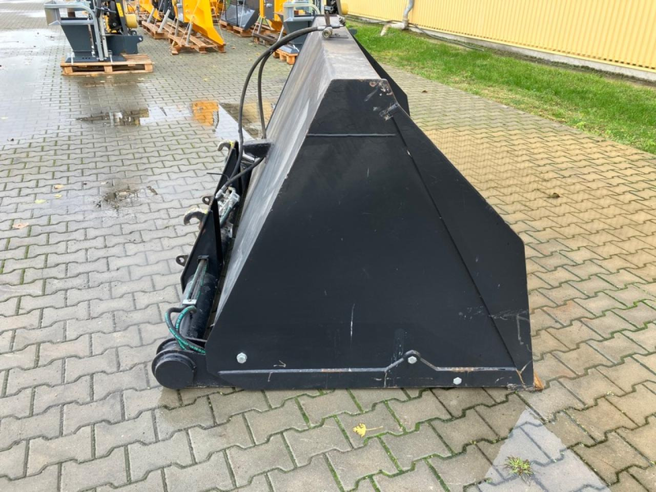 HOCHKIPPSCHAUFEL FRICKE EUROAUFNAH - بكت: صورة 2 HOCHKIPPSCHAUFEL FRICKE EUROAUFNAH - بكت: صورة 2