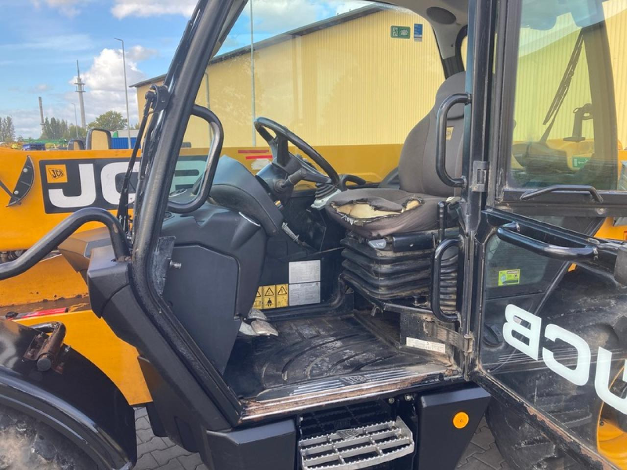 JCB 541-70 - آلة رفع ونقل تلسكوبية: صورة 5 JCB 541-70 - آلة رفع ونقل تلسكوبية: صورة 5
