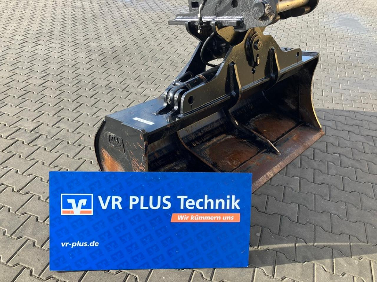 JCB GRL180 - بكت: صورة 1 JCB GRL180 - بكت: صورة 1