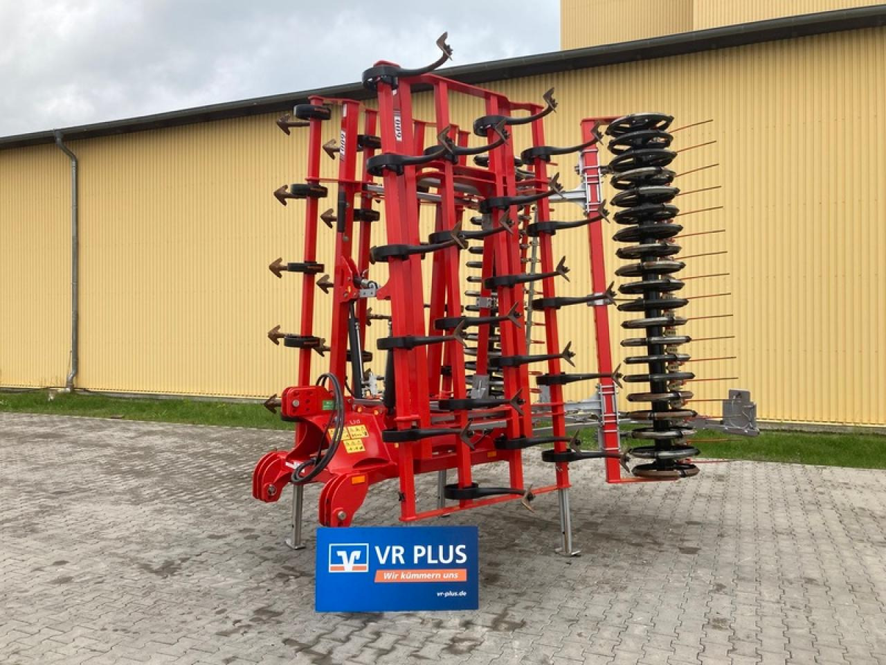 PREMIUM LTD HOREN 600 - آلة حراثة: صورة 1 PREMIUM LTD HOREN 600 - آلة حراثة: صورة 1