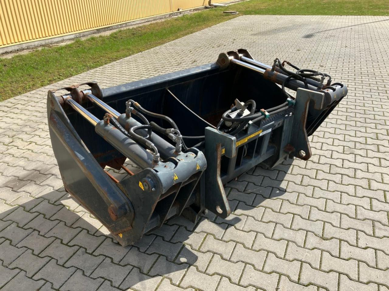 Saphir SSZ199 - بكت: صورة 4 Saphir SSZ199 - بكت: صورة 4