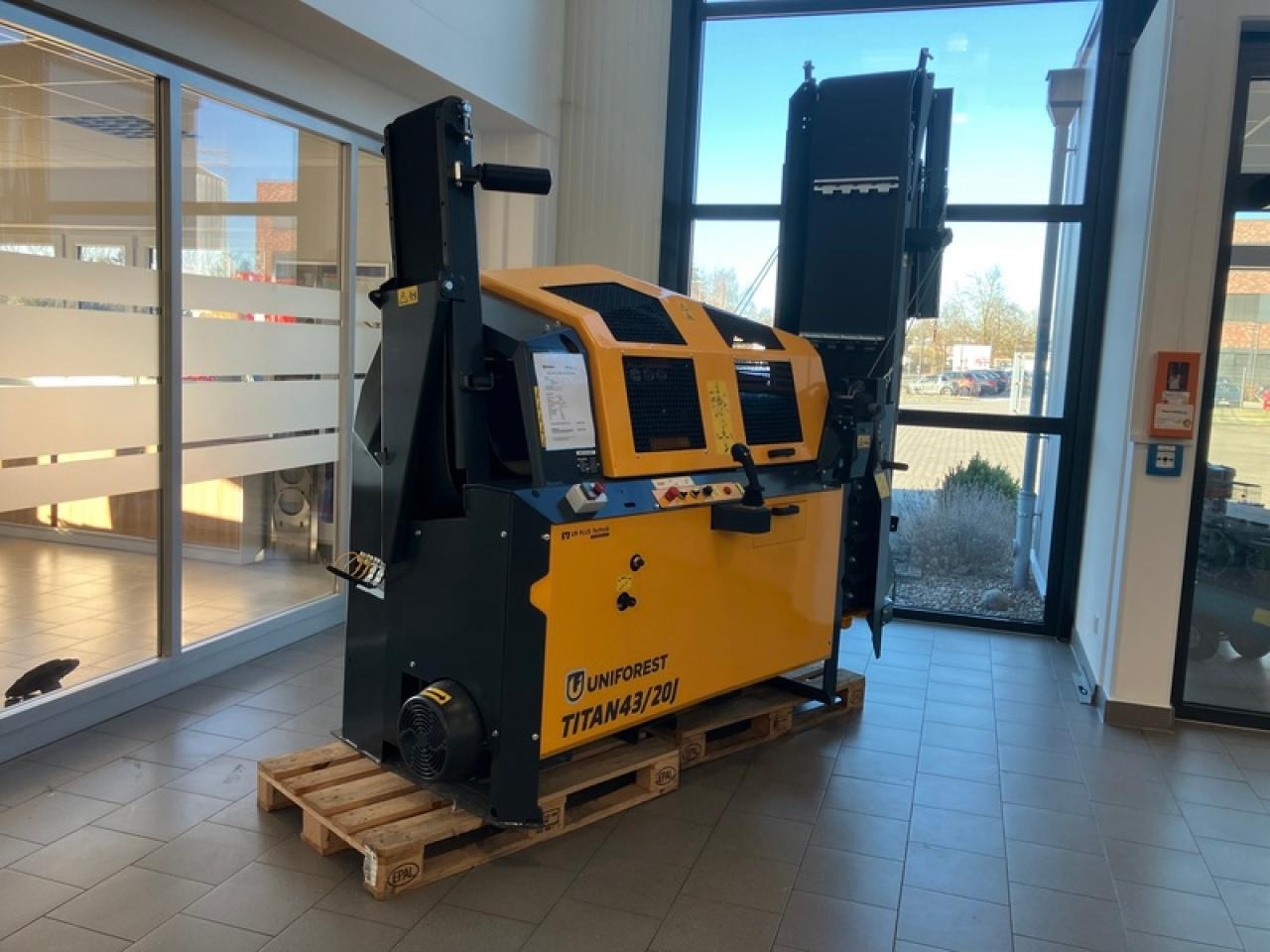 TITAN 43/20CE UNIFOREST - معدات الغابات: صورة 3 TITAN 43/20CE UNIFOREST - معدات الغابات: صورة 3