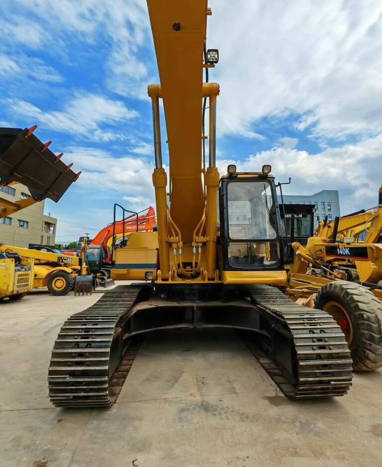 Caterpillar 330BL - حفار زاحف: صورة 1 Caterpillar 330BL - حفار زاحف: صورة 1