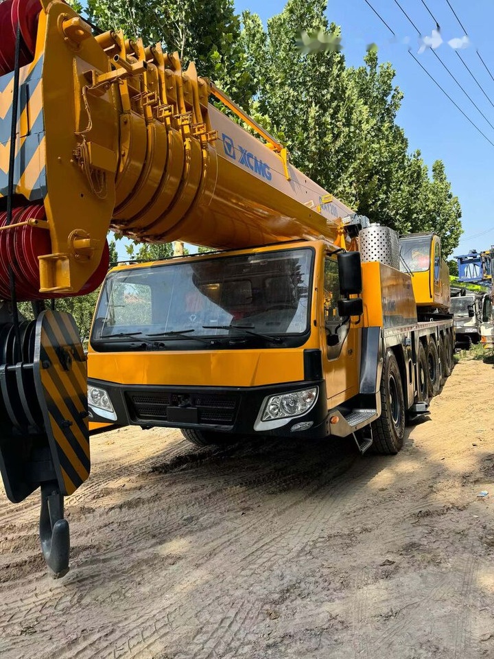 XCMG QAY200 200ton 260 80 90 100 110 - موبايل كرين: صورة 2 XCMG QAY200 200ton 260 80 90 100 110 - موبايل كرين: صورة 2