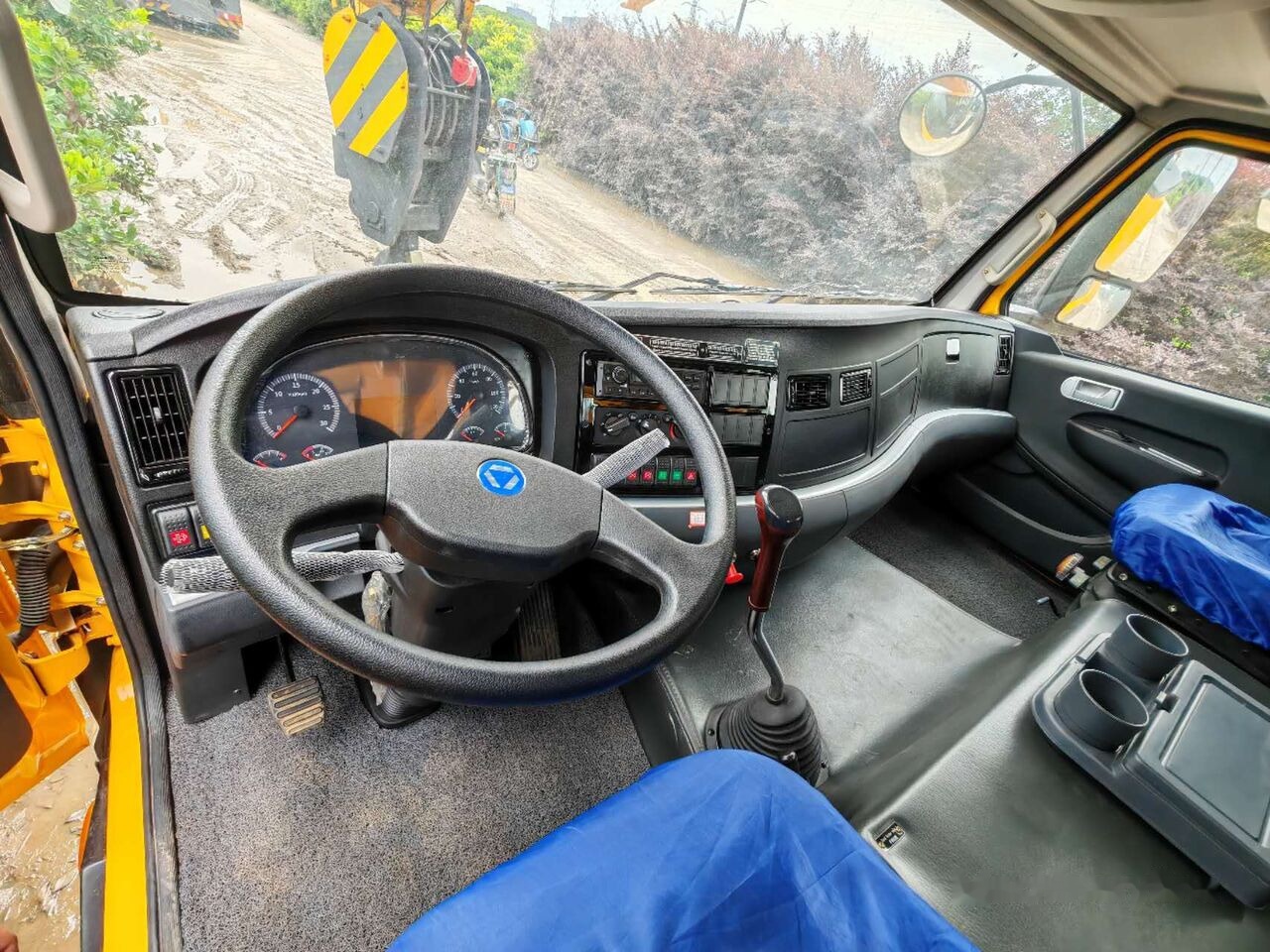 تأجير XCMG QY70KC QY50KC 50ton 70ton 80ton 90ton 100ton XCMG QY70KC QY50KC 50ton 70ton 80ton 90ton 100ton: صورة 6 تأجير XCMG QY70KC QY50KC 50ton 70ton 80ton 90ton 100ton XCMG QY70KC QY50KC 50ton 70ton 80ton 90ton 100ton: صورة 6