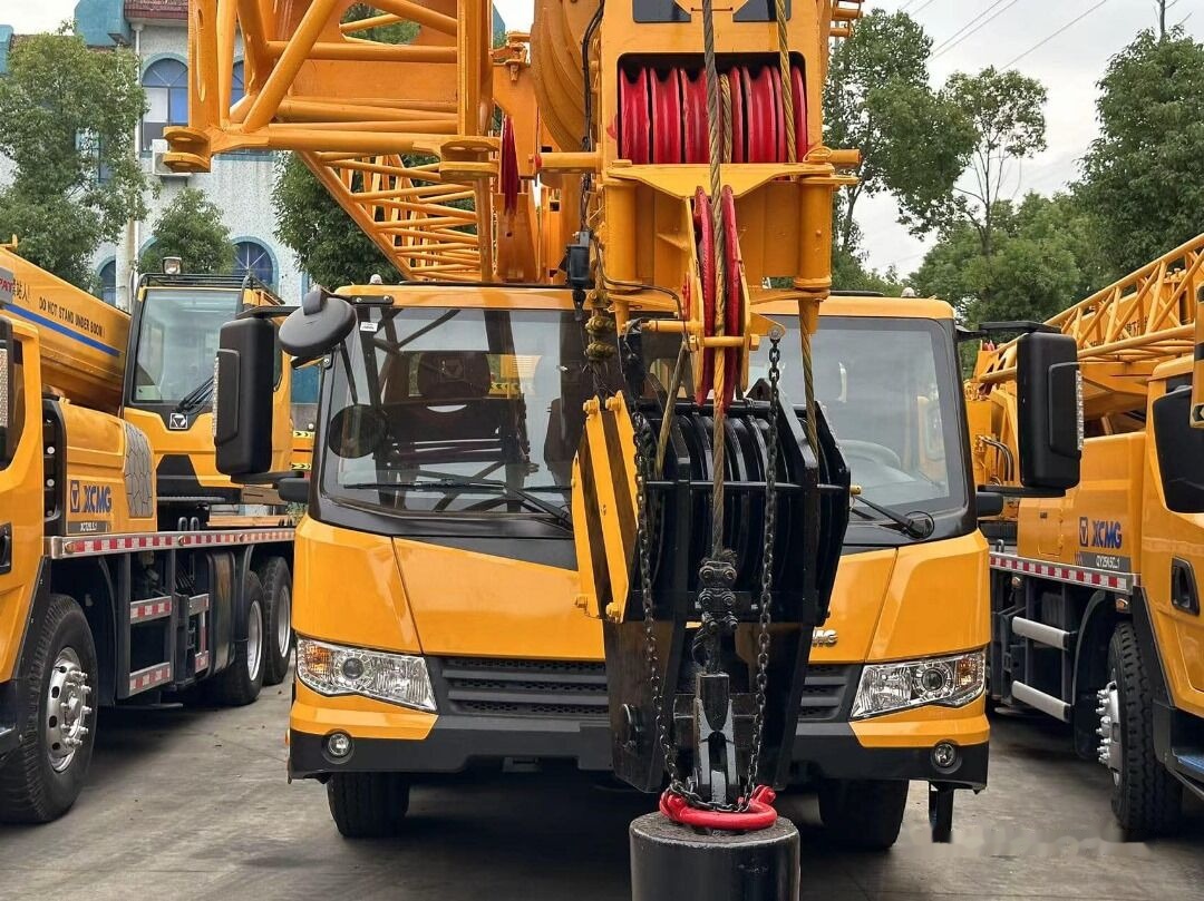 XCMG QY75KC XCT75 75T 75ton 70ton 80ton 50 100 - موبايل كرين: صورة 3 XCMG QY75KC XCT75 75T 75ton 70ton 80ton 50 100 - موبايل كرين: صورة 3