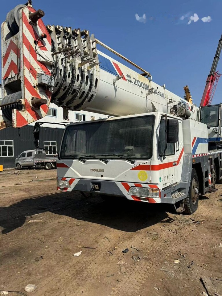 Zoomlion QY130V 130T 130ton 130 220 160 - موبايل كرين: صورة 2 Zoomlion QY130V 130T 130ton 130 220 160 - موبايل كرين: صورة 2