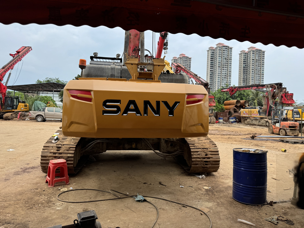 Sany xcmg zoomlion - ناقلة الأكوام: صورة 2 Sany xcmg zoomlion - ناقلة الأكوام: صورة 2