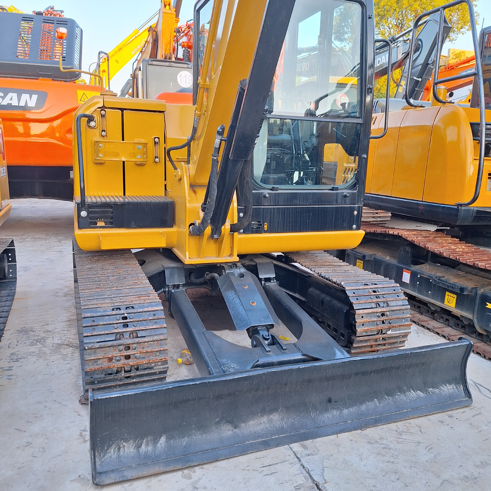 CAT 305.5E2 Excavator - حفار زاحف: صورة 5 CAT 305.5E2 Excavator - حفار زاحف: صورة 5