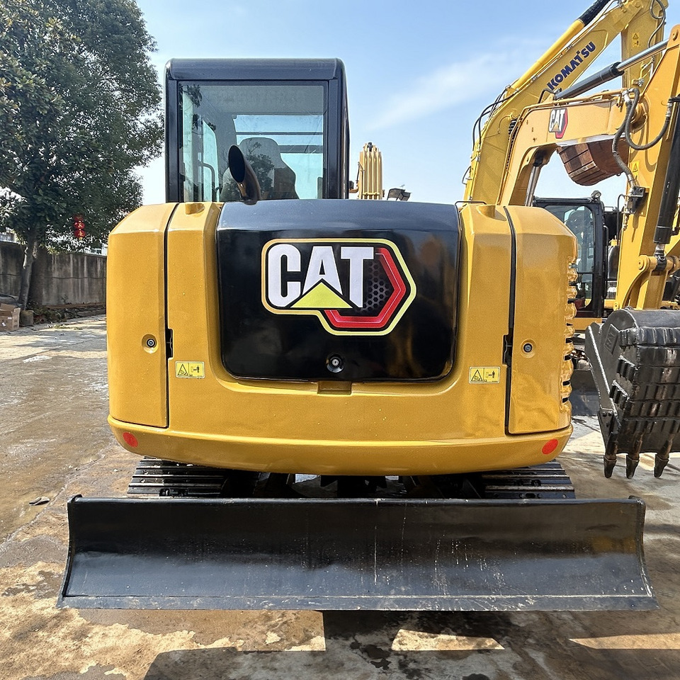 CAT 305.5E2 Excavator - حفار زاحف: صورة 3 CAT 305.5E2 Excavator - حفار زاحف: صورة 3
