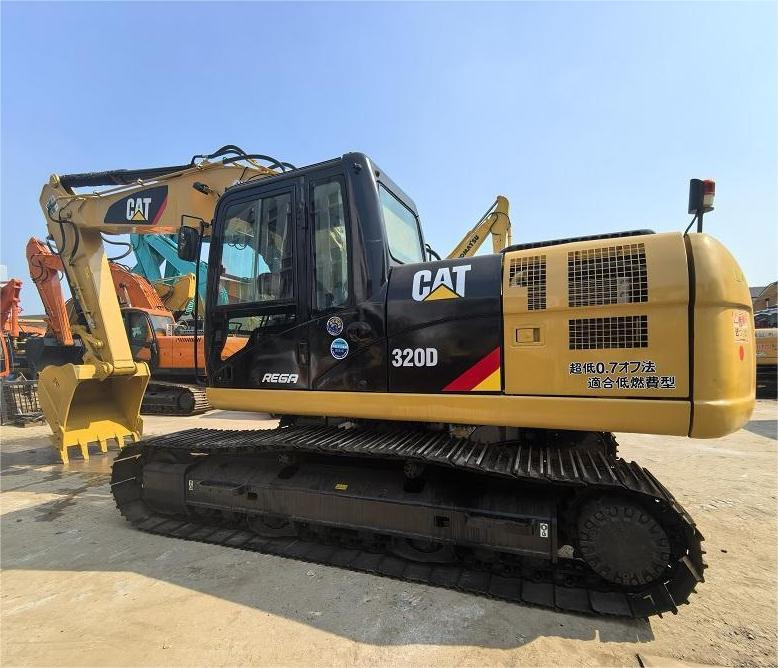 CAT 320D used excavator - حفار زاحف: صورة 3 CAT 320D used excavator - حفار زاحف: صورة 3