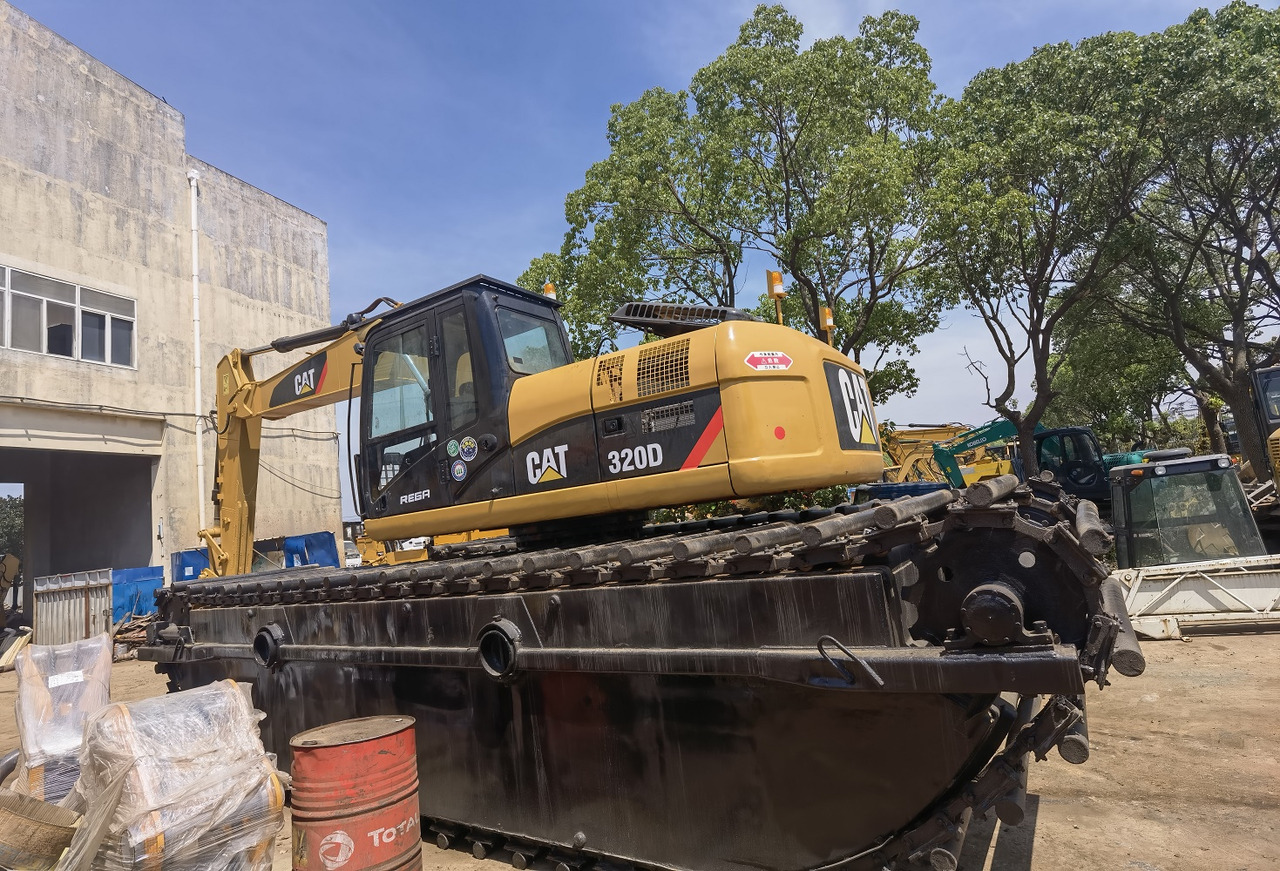 CAT 320DL used amphibious excavator - حفار زاحف: صورة 2 CAT 320DL used amphibious excavator - حفار زاحف: صورة 2