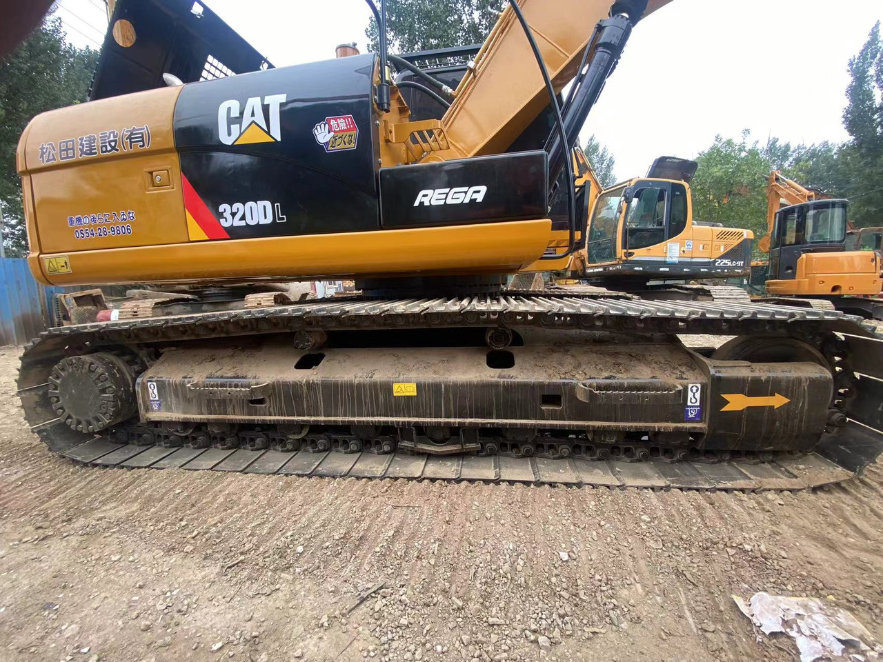 CAT 320DL used excavator - حفار زاحف: صورة 3 CAT 320DL used excavator - حفار زاحف: صورة 3