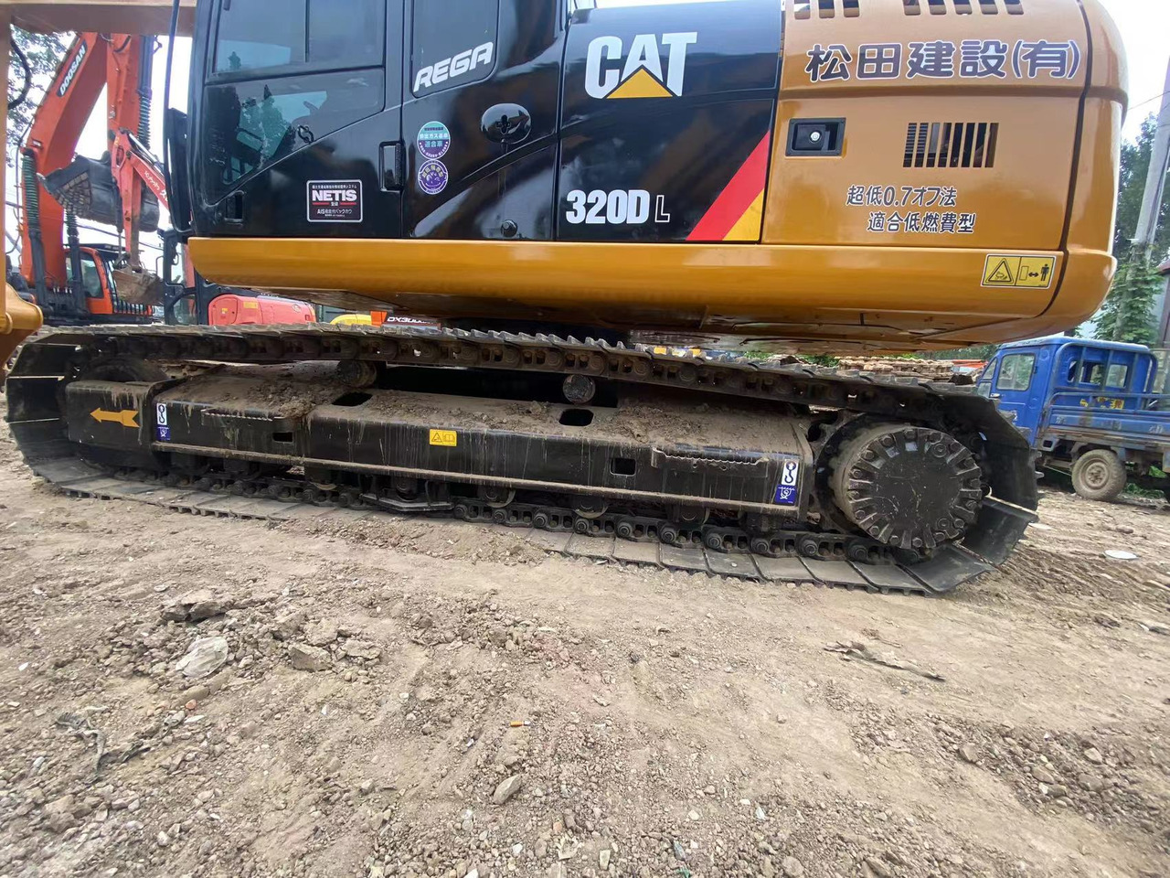 CAT 320DL used excavator - حفار زاحف: صورة 2 CAT 320DL used excavator - حفار زاحف: صورة 2