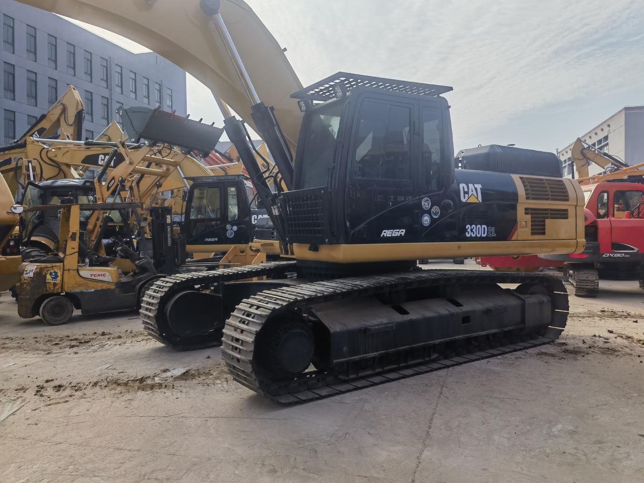 CAT 330D2L Excavator - حفار زاحف: صورة 1 CAT 330D2L Excavator - حفار زاحف: صورة 1