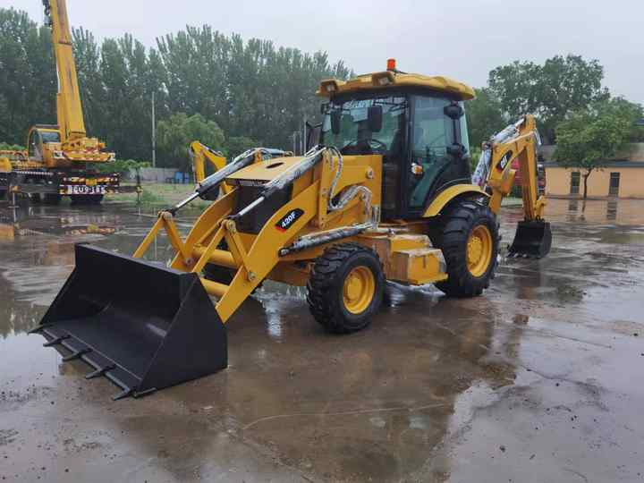 CAT 420F Used Backhoe good quality high quality second hand CATERPILLAR 420F for sale - اللودر: صورة 3 CAT 420F Used Backhoe good quality high quality second hand CATERPILLAR 420F for sale - اللودر: صورة 3