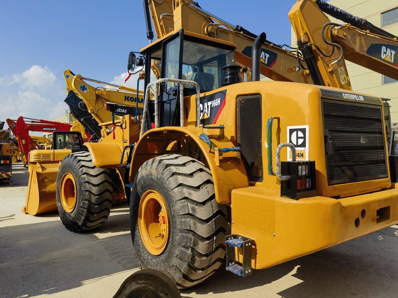 CAT 966H Wheel Loader - اللودر بعجل: صورة 1 CAT 966H Wheel Loader - اللودر بعجل: صورة 1